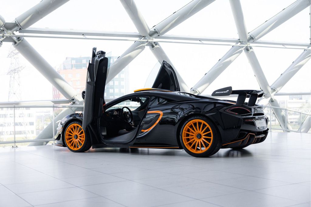 McLaren 620R 2020