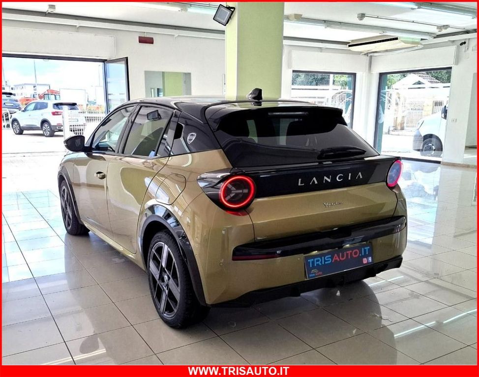 Lancia Ypsilon 2024