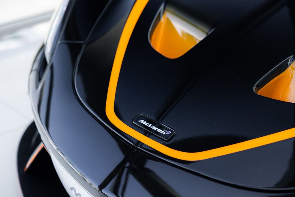 McLaren 620R 2020