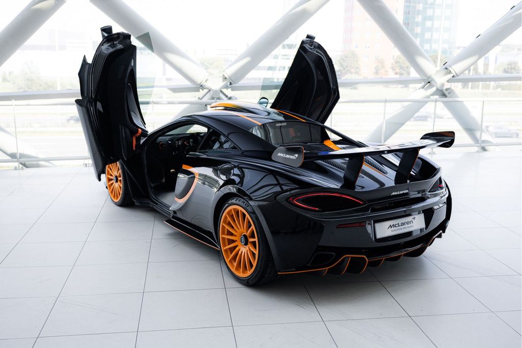 McLaren 620R 2020