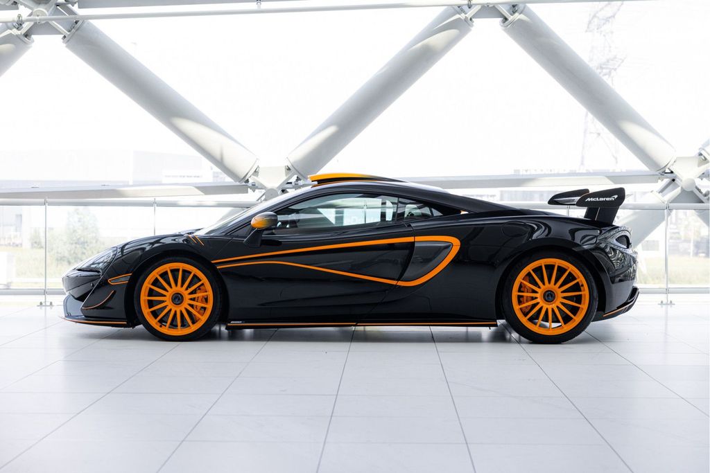 McLaren 620R 2020