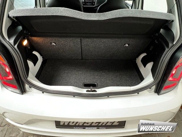 Volkswagen up! 2020