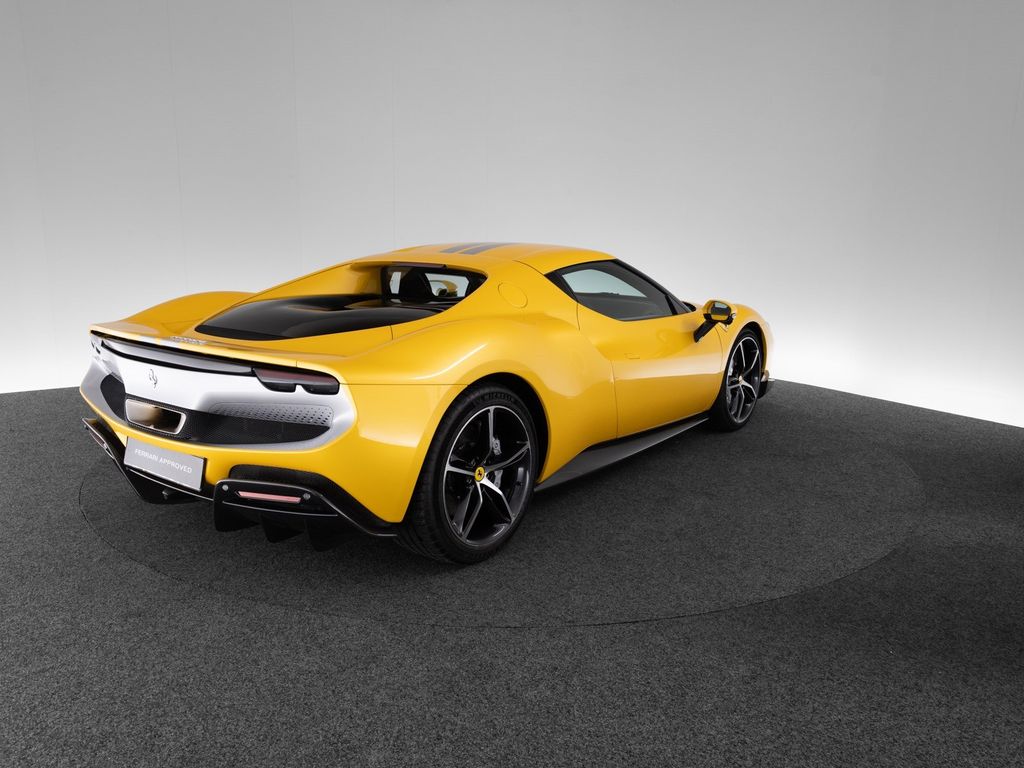 Ferrari 296 GTB 2023