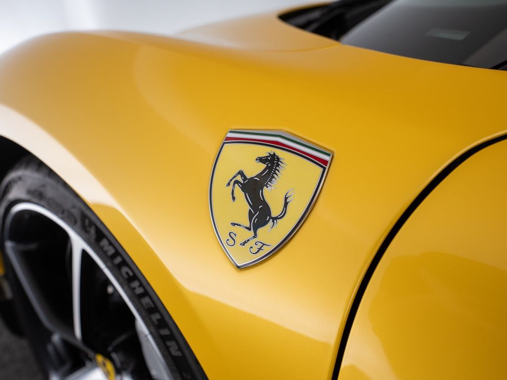 Ferrari 296 GTB 2023