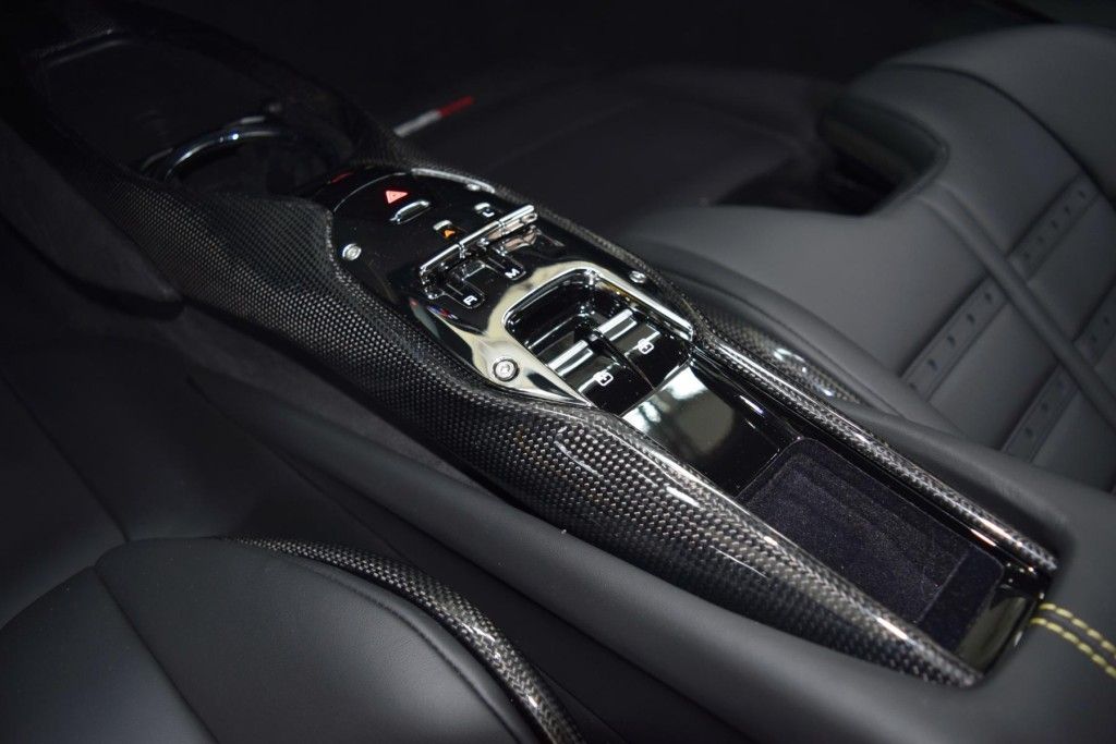 Ferrari 296 GTB 2023