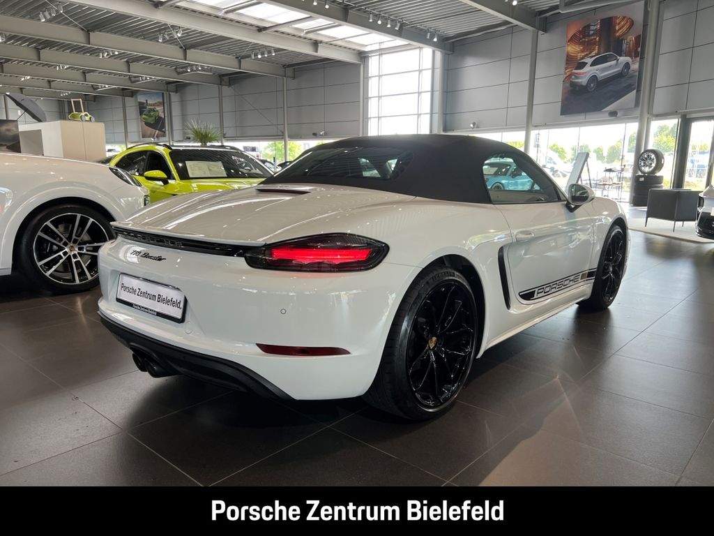 Porsche Boxster 2024