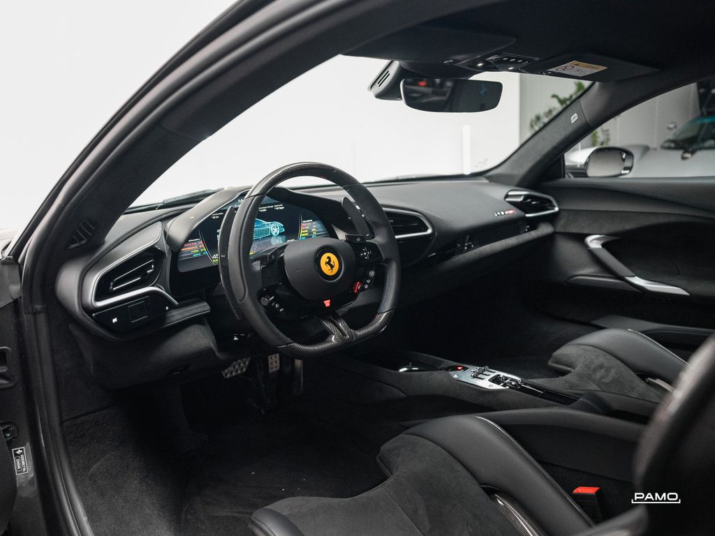 Ferrari 296 GTB 2025