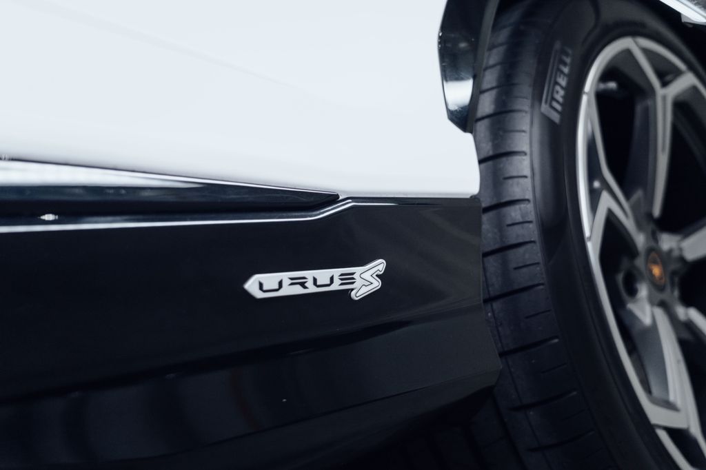 Lamborghini Urus 2023