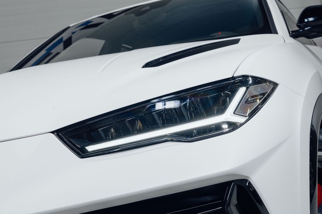 Lamborghini Urus 2023