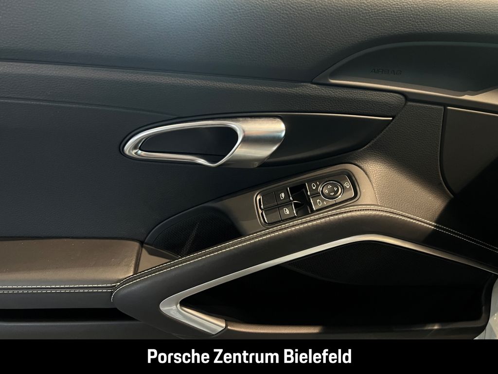 Porsche Boxster 2024