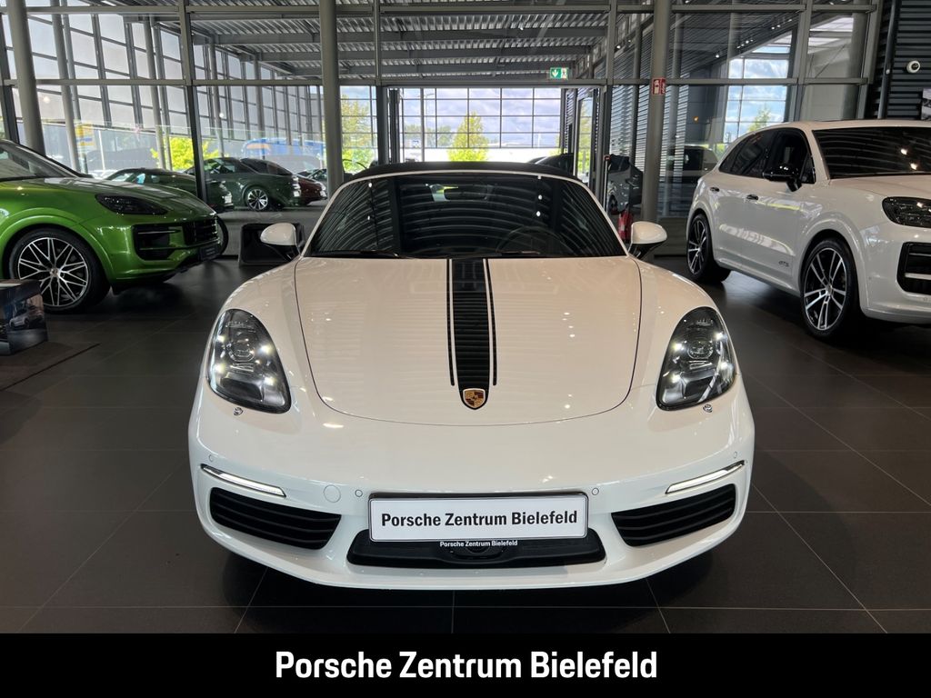 Porsche Boxster 2024