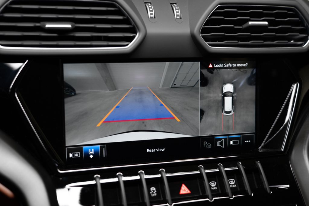 Lamborghini Urus 2023