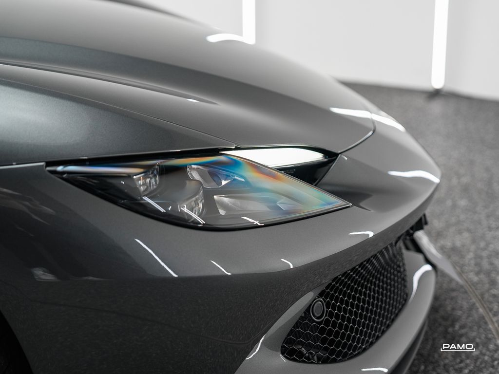 Ferrari 296 GTB 2025