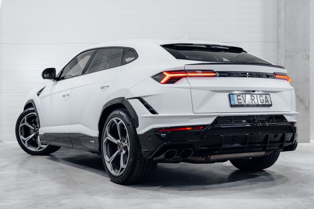 Lamborghini Urus 2023