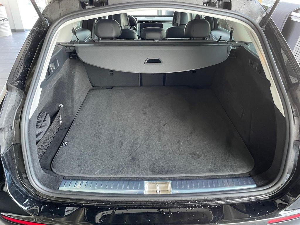 Mercedes-Benz E 220 2024