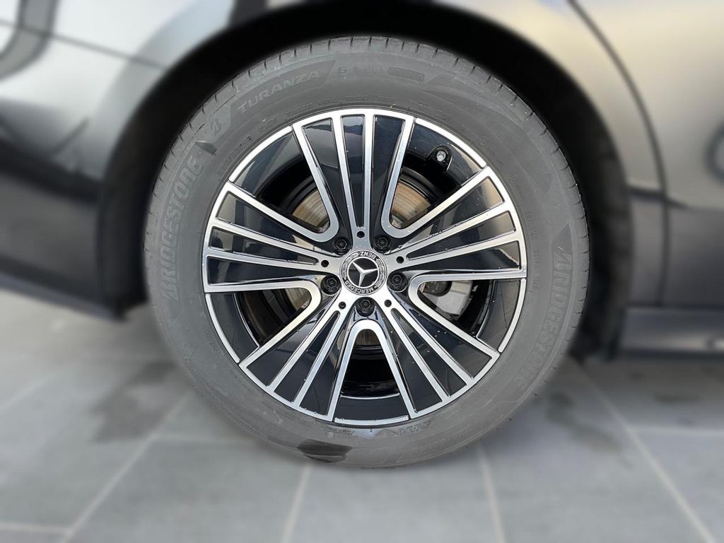 Mercedes-Benz E 220 2024