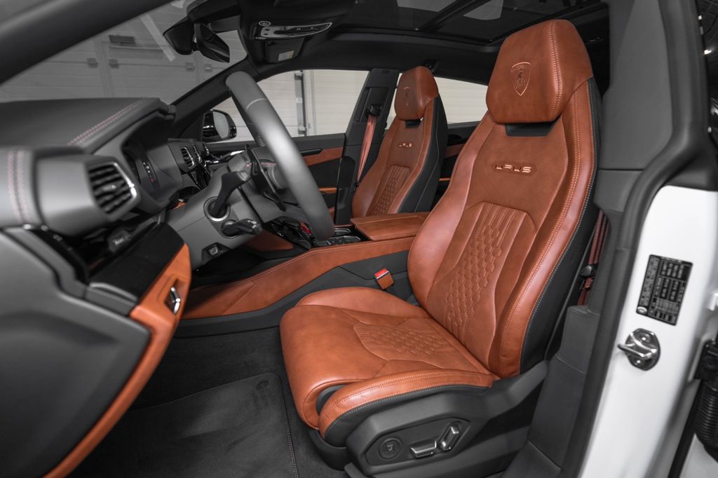 Lamborghini Urus 2023