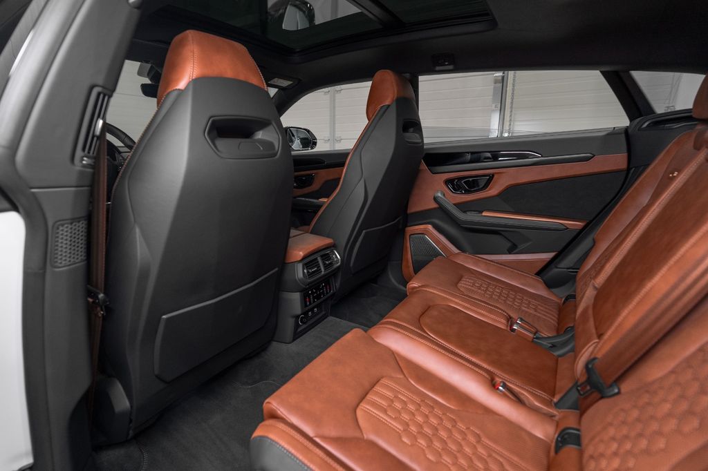 Lamborghini Urus 2023