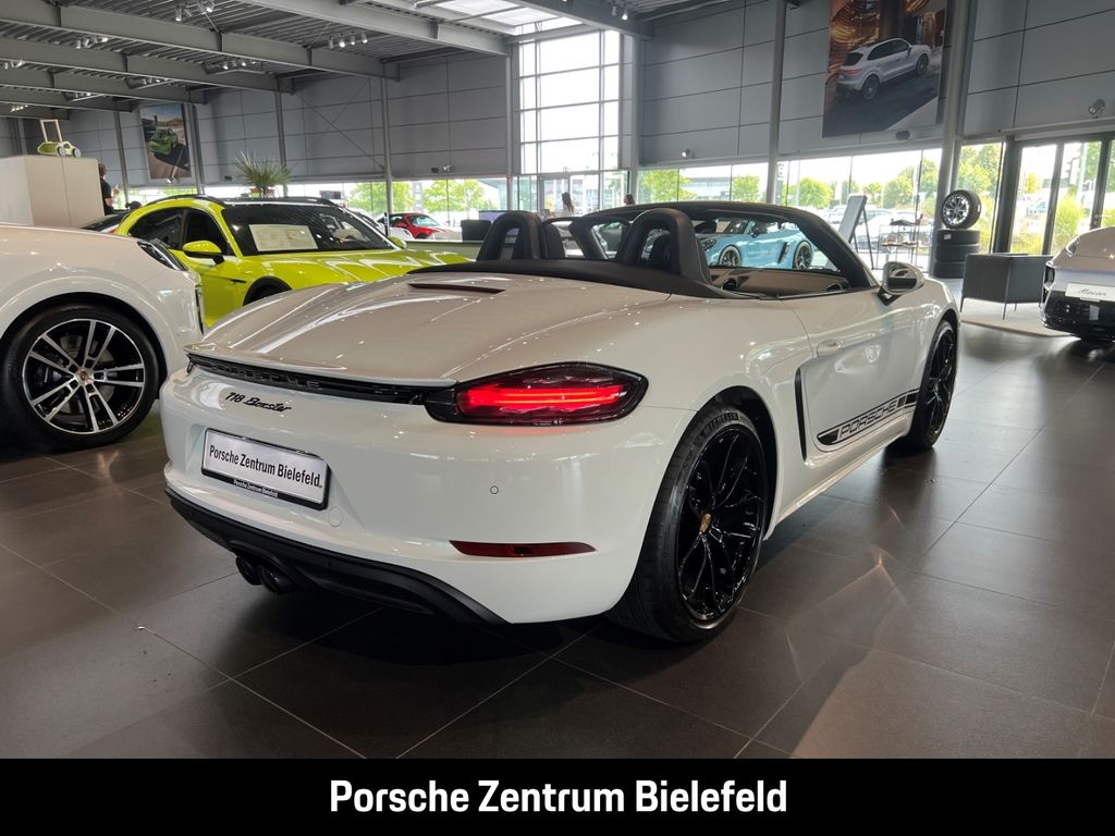 Porsche Boxster 2024
