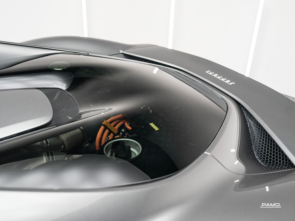 Ferrari 296 GTB 2025