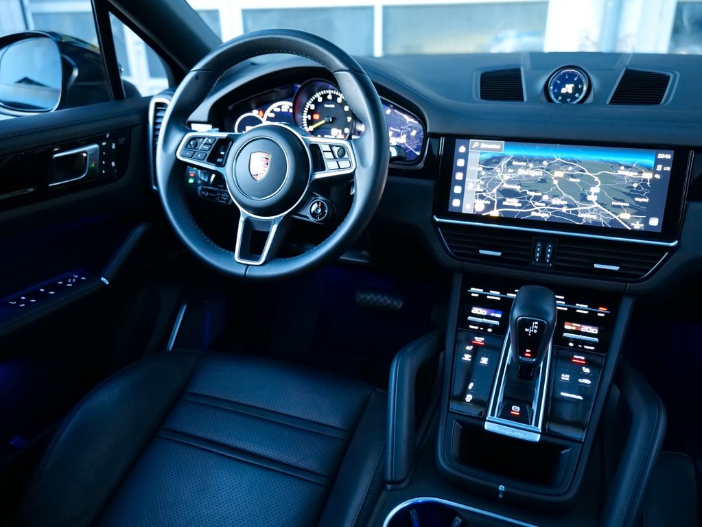 Porsche Cayenne 2022