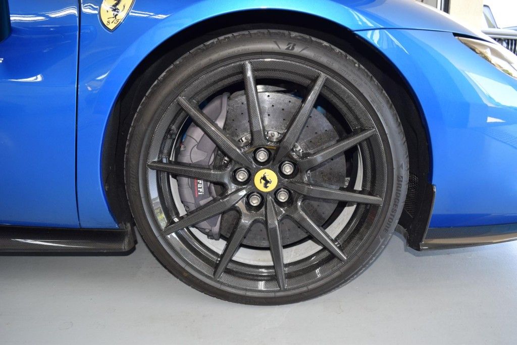 Ferrari 296 GTS 2022