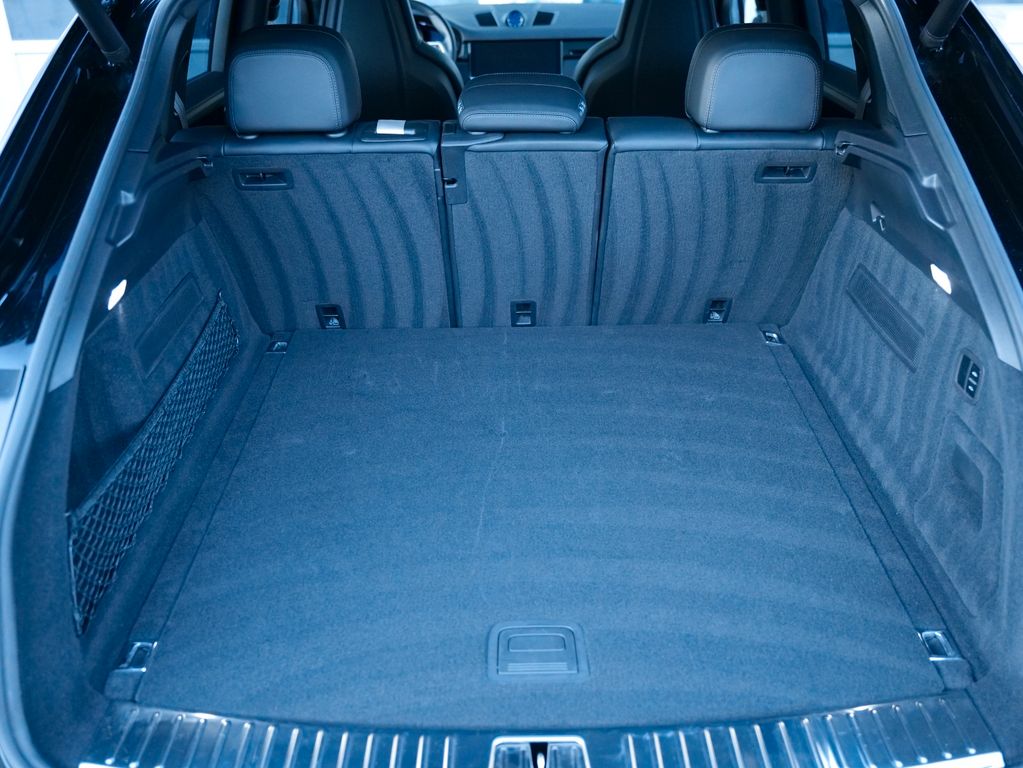 Porsche Cayenne 2022