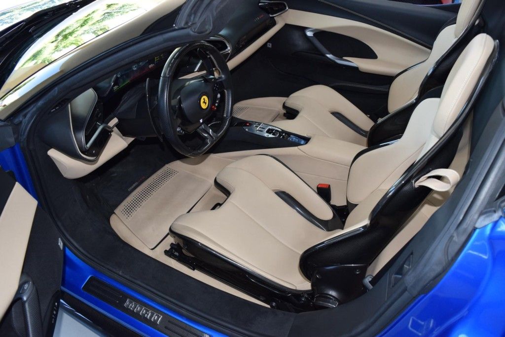 Ferrari 296 GTS 2022