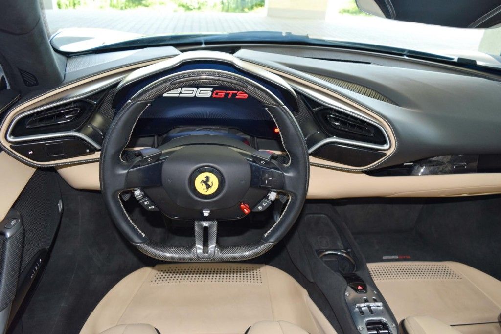 Ferrari 296 GTS 2022