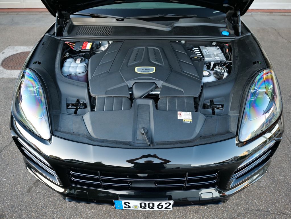 Porsche Cayenne 2022