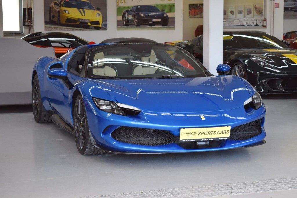 Ferrari 296 GTS 2022