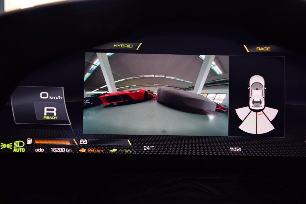 Ferrari 296 GTS 2022