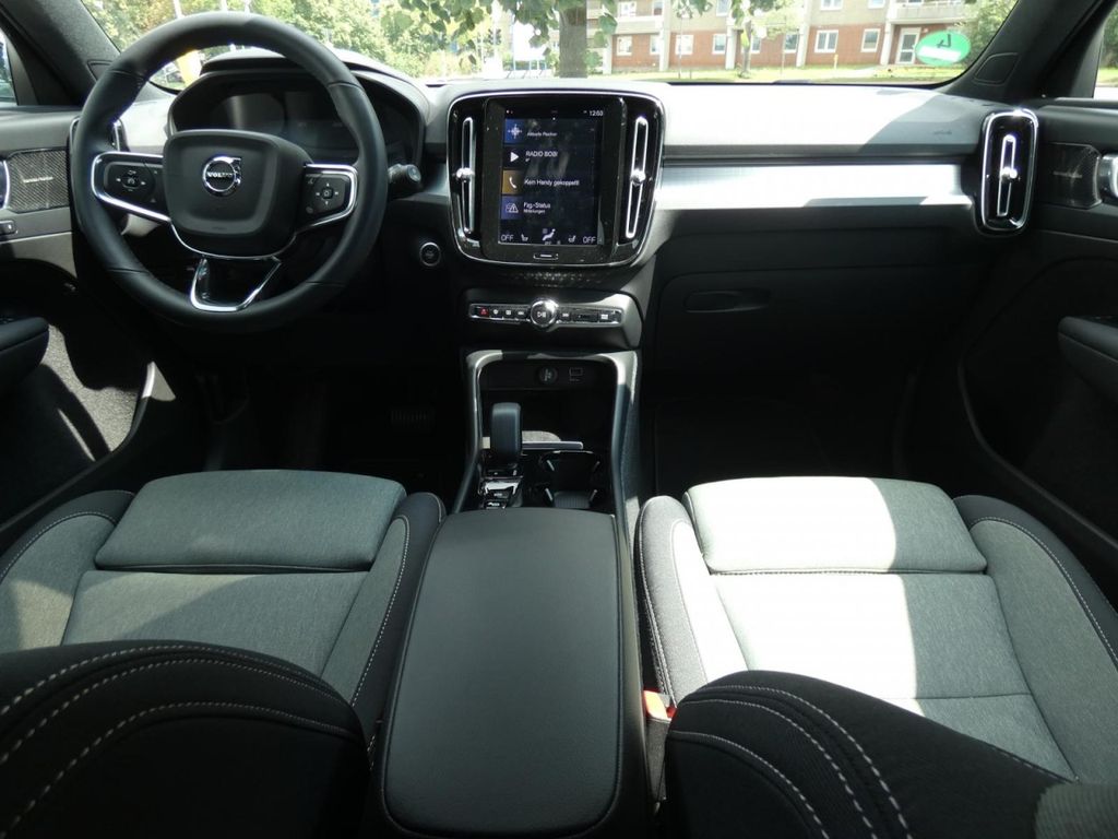 Volvo XC40 2022