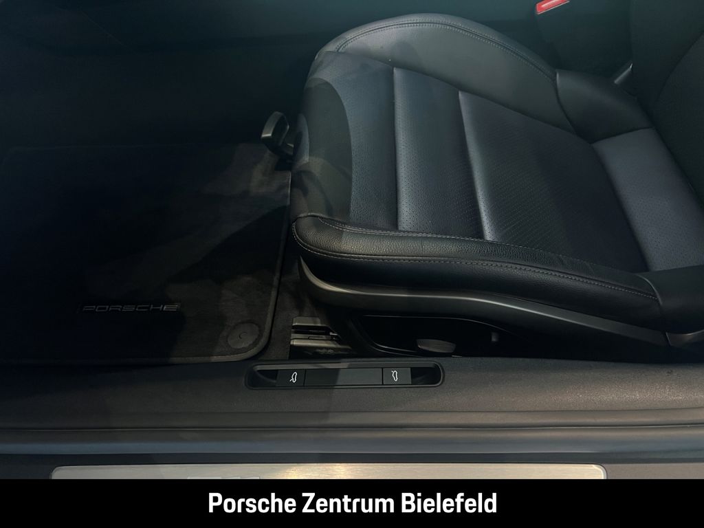 Porsche 992 2024