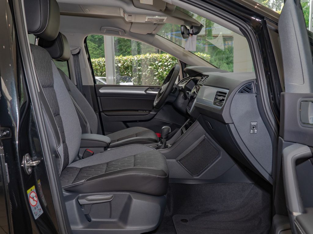 Volkswagen Touran 2025