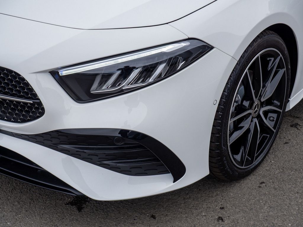 Mercedes-Benz A 180 2025