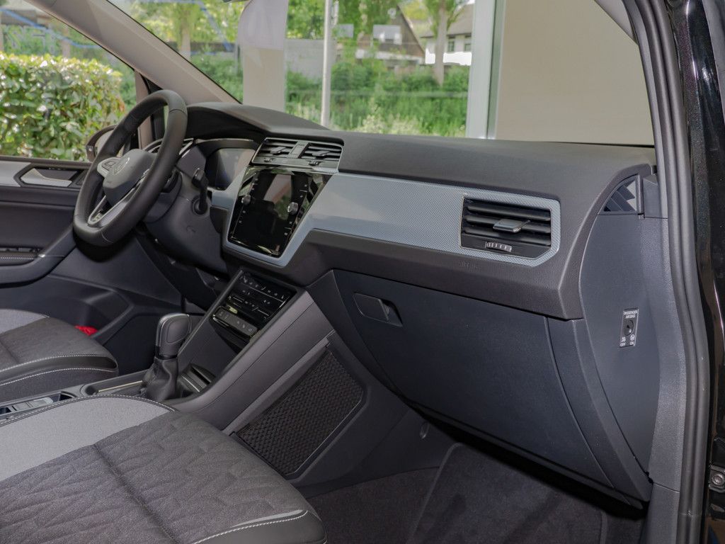 Volkswagen Touran 2025