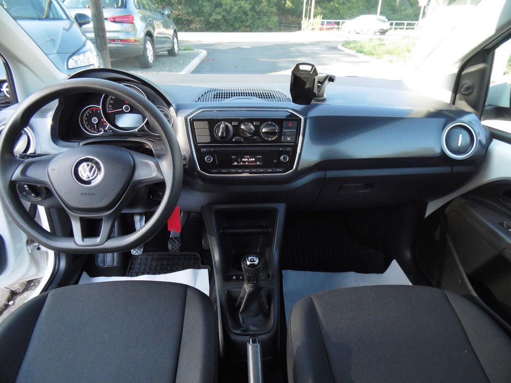 Volkswagen up! 2017