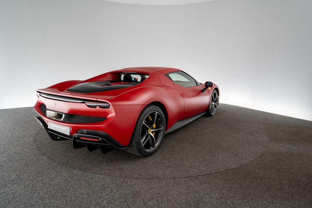 Ferrari 296 GTB 2023