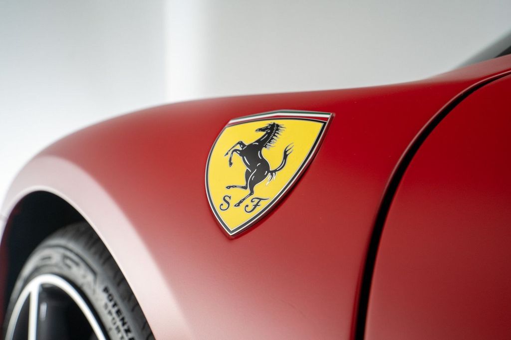 Ferrari 296 GTB 2023