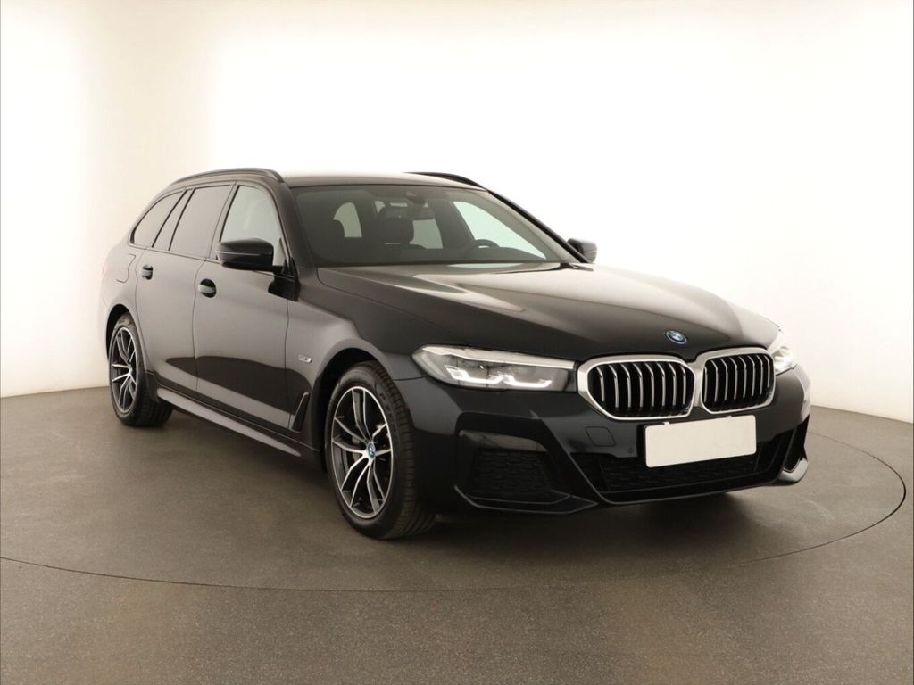 BMW 530 2023