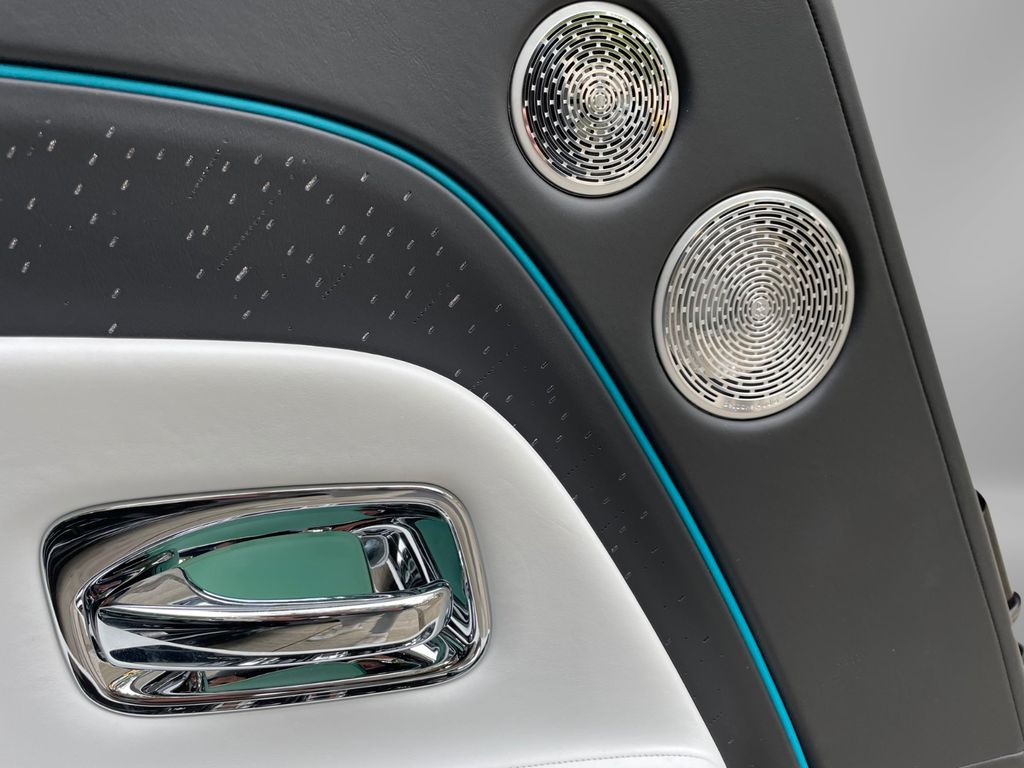 Rolls-Royce Spectre 2025