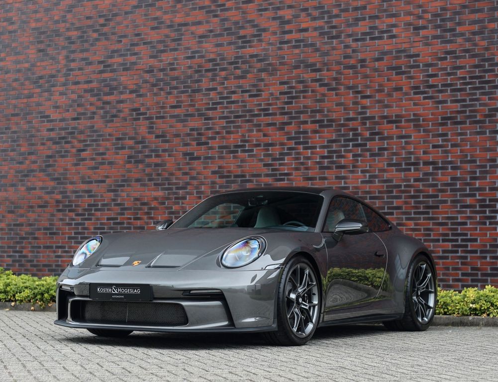Porsche 992 2023