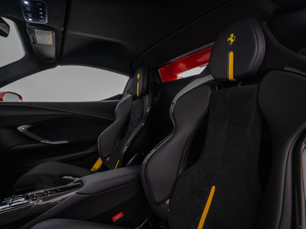 Ferrari 296 GTS 2024