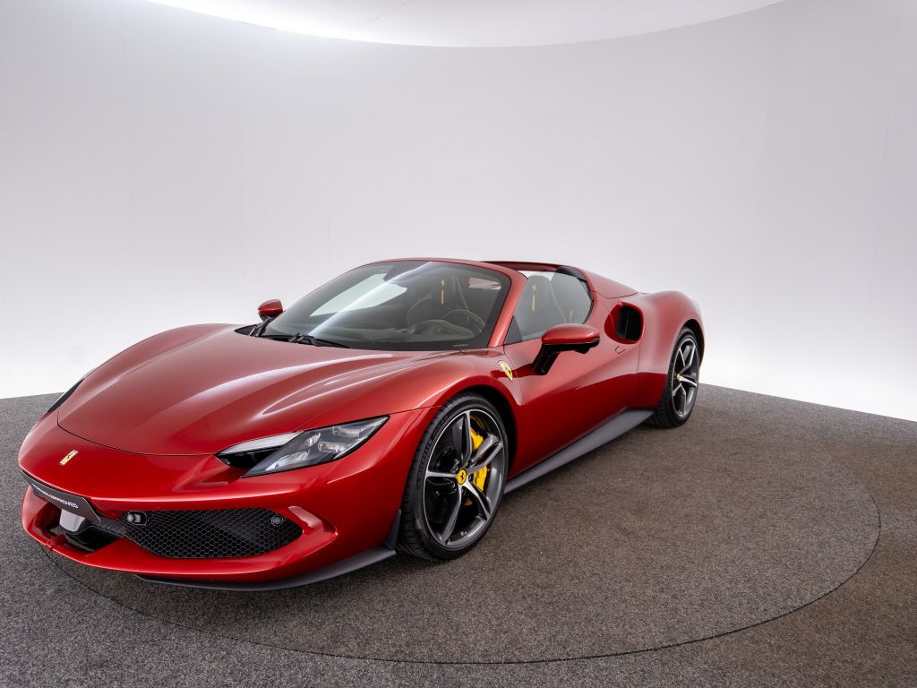 Ferrari 296 GTS 2024