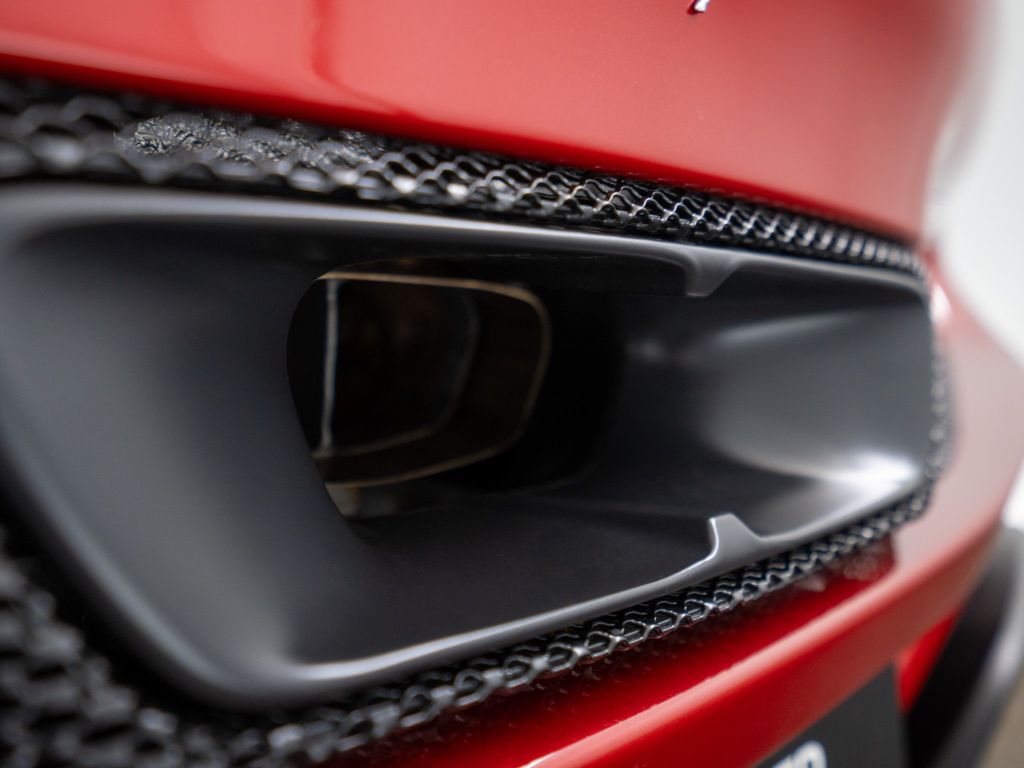 Ferrari 296 GTS 2024