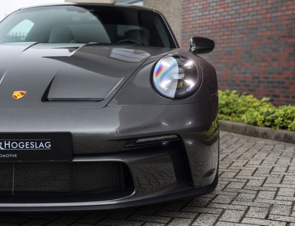 Porsche 992 2023