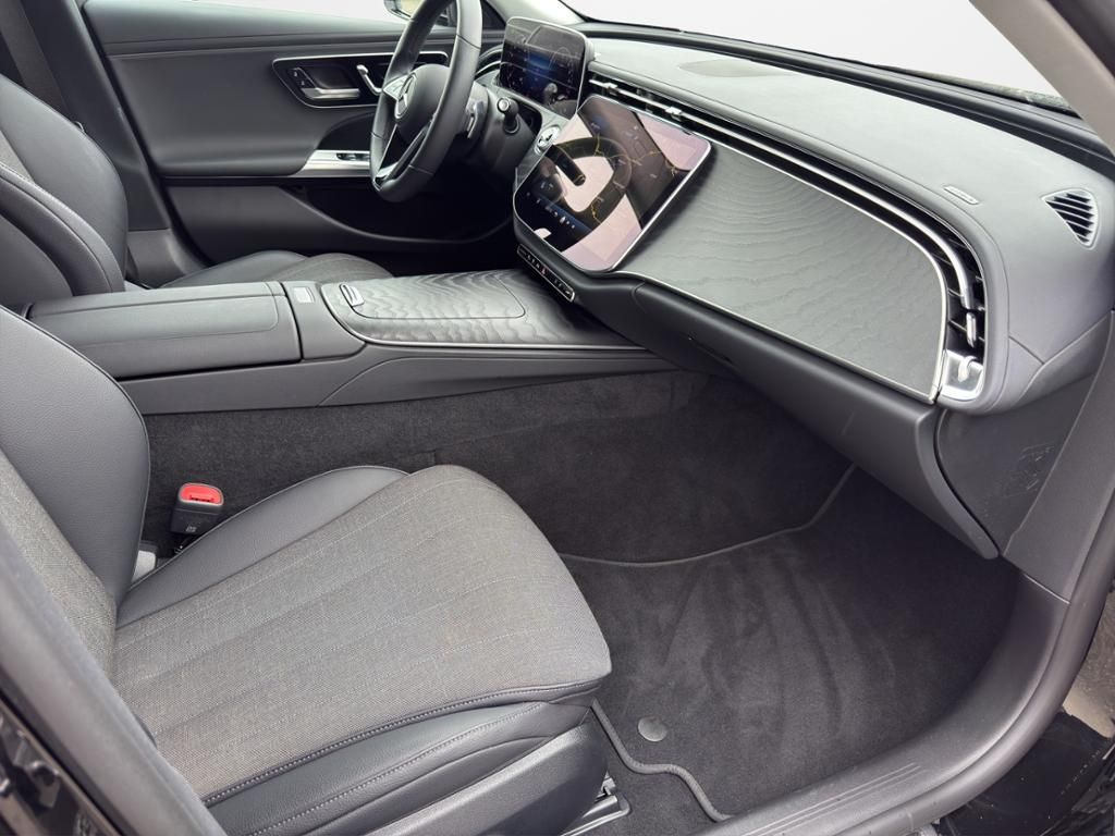 Mercedes-Benz E 300 2024