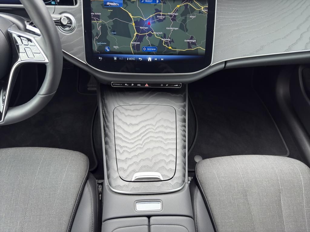 Mercedes-Benz E 300 2024