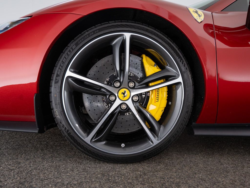 Ferrari 296 GTS 2024